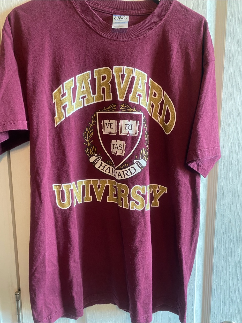 Vintage Gildan Maroon Harvard University Crest Tee with Gold Print